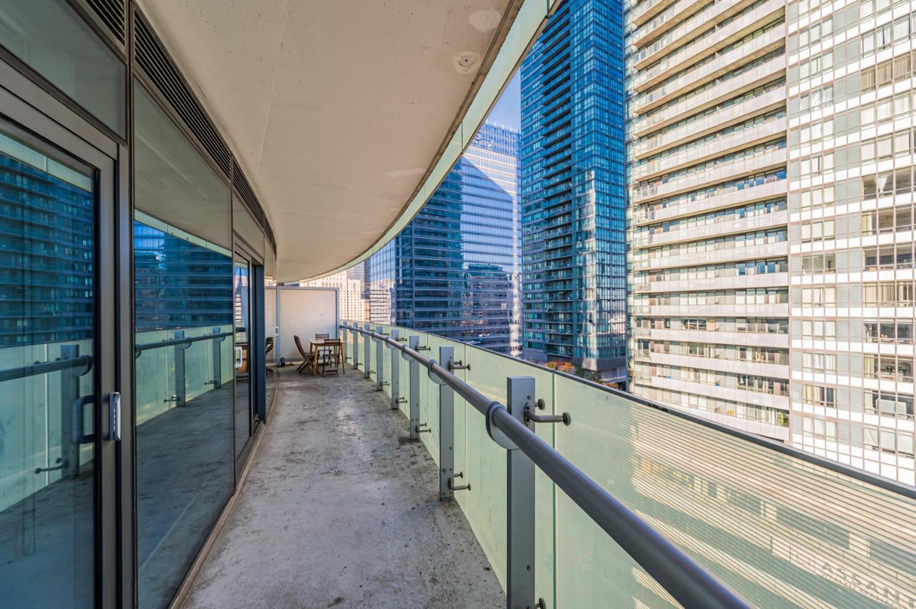 York Suites 5 Toronto Exterior foto
